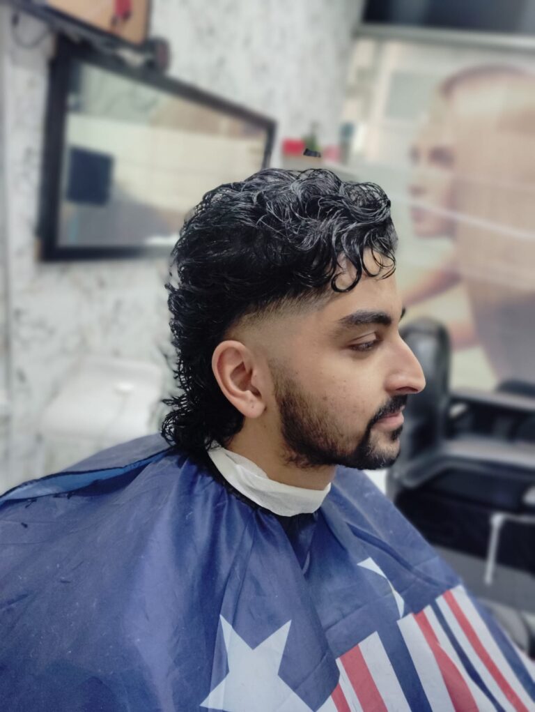 Stylist Hair Salon in Al Rigga Dubai for gents